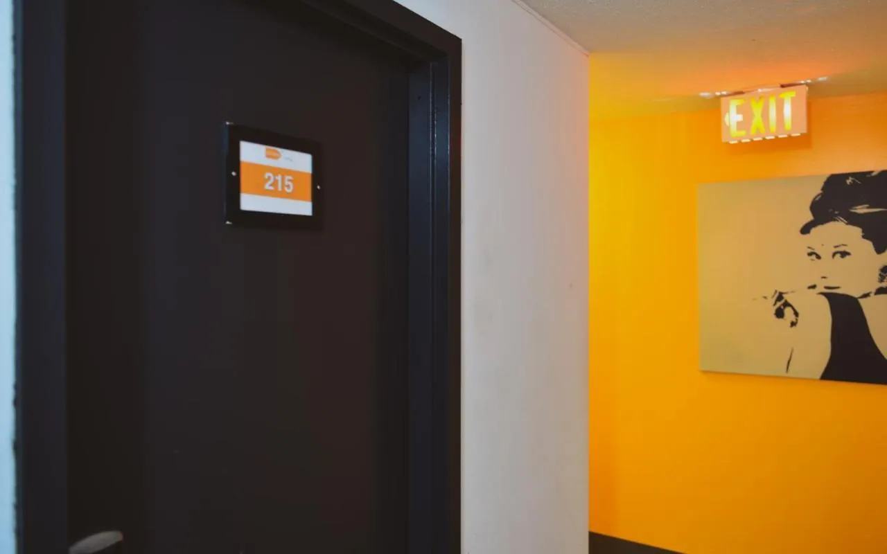 Kensington College Backpackers Hostel Toronto