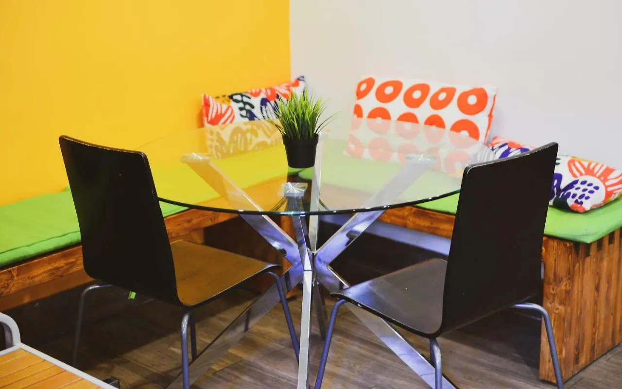 فندق Kensington College Backpackers تورونتو 0*,  كندا